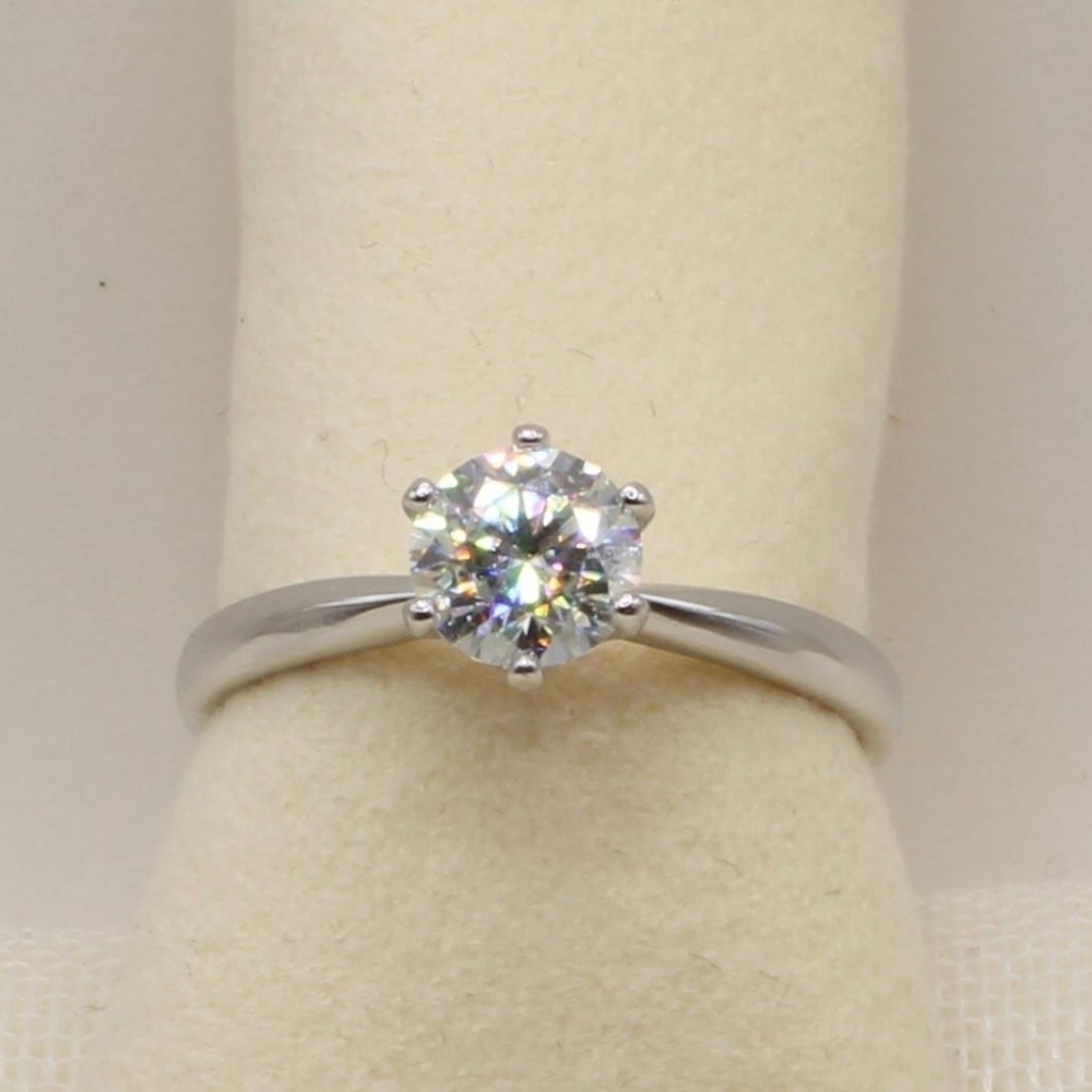 18K White Gold Plated 1 Carat Solitaire Moissanite 925 Silver Engagement… - Picture 7 of 10